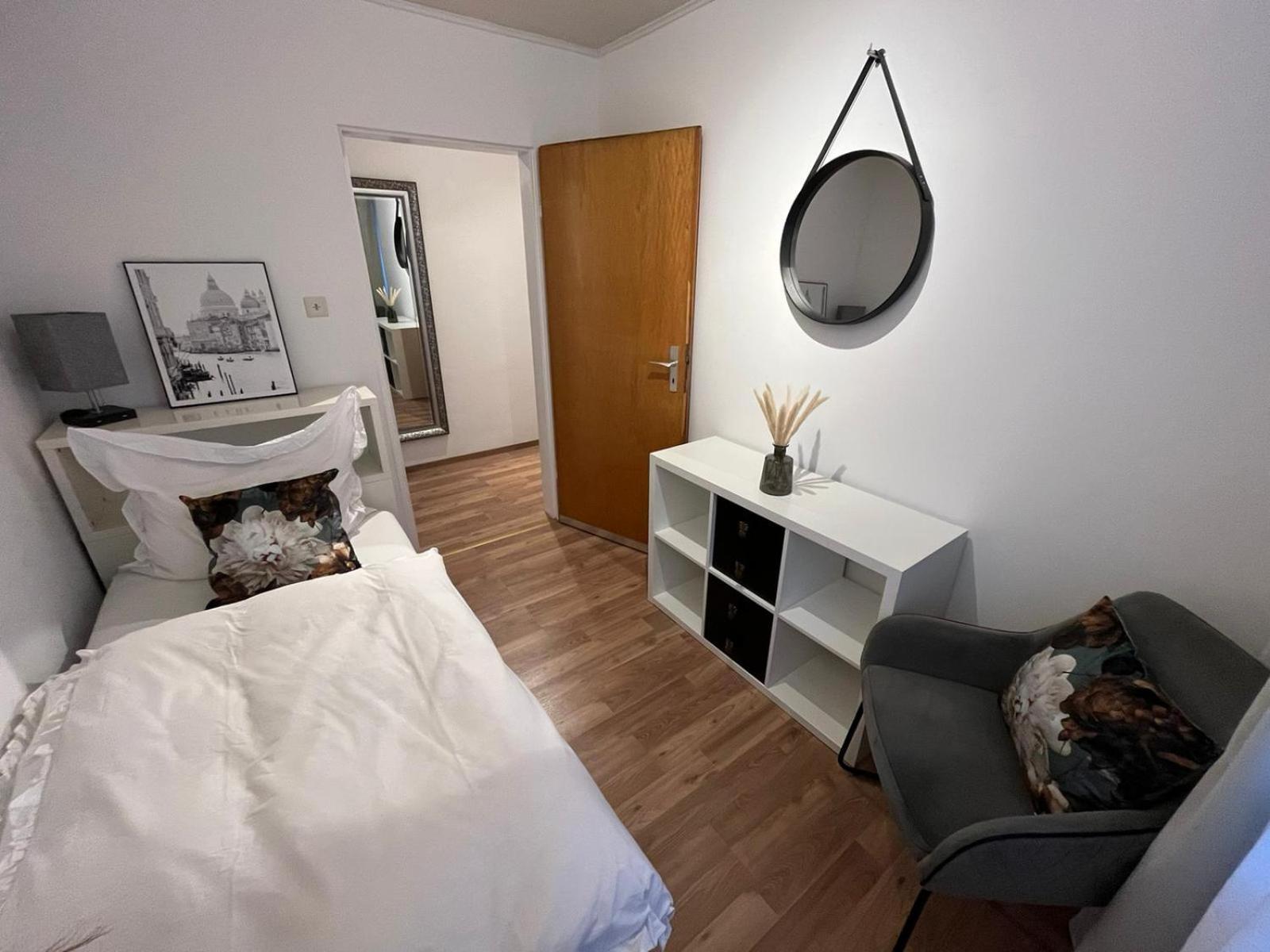 Casa Inn Parkview - Relax & Chill - Perfect For Business Travel, Weekend Trip, Family&Friends, Dogs Lover, Romance, Layover Or Longstay Limburg an der Lahn Exterior foto
